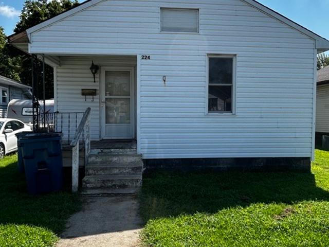 2 BR, 1 BA Apartment 224 Lincoln Ave, East Alton, IL 62024