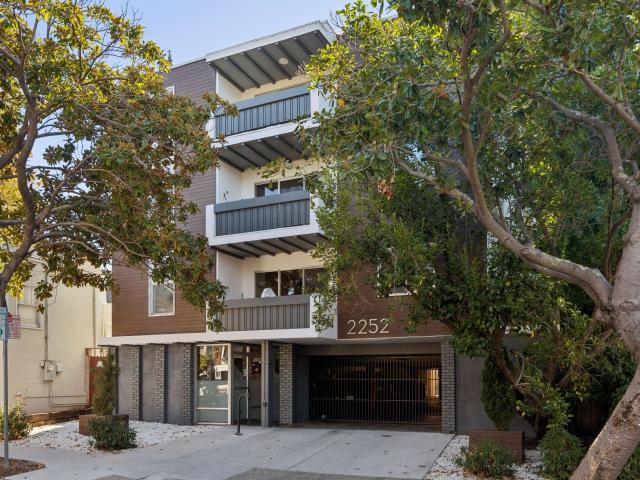2 BR, 1 BA Apartment 2252 Parker Street Unit 202, Berkeley, CA 94704