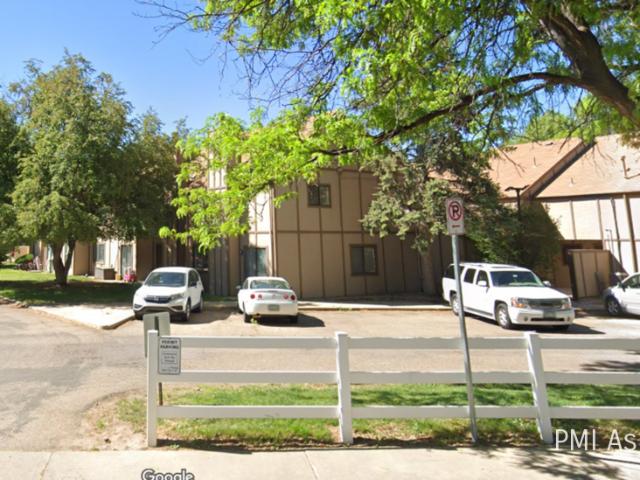 2 BR, 1 BA Apartment 225 E. 8th Avenue F18, Longmont, CO 80504