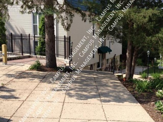 2 BR, 1 BA Apartment 2260 Fuller Ct Ann Arbor, MI 48105