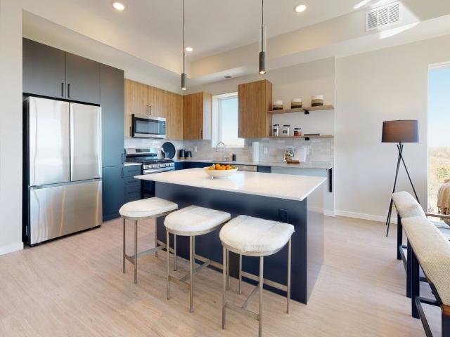 2 BR, 1 BA Apartment 2299 Palmer Drive Unit 514, Saint Paul, MN 55112