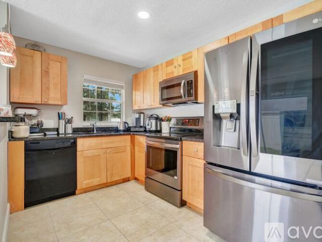 2 BR, 1 BA Apartment 2300 Chera Court, Unit 2302, Orlando, FL 32806