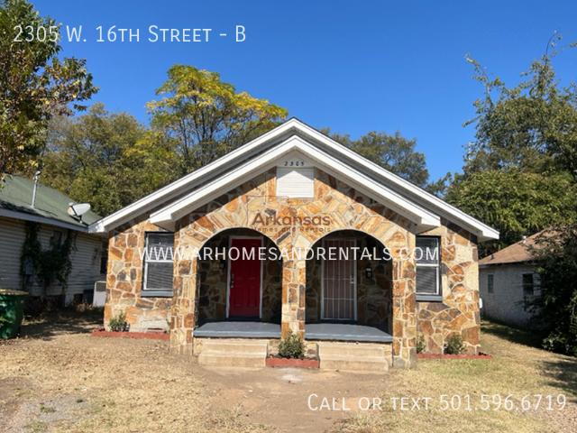 2 BR, 1 BA Apartment 2305 W. 16th Street, North Little Rock, AR 72114
