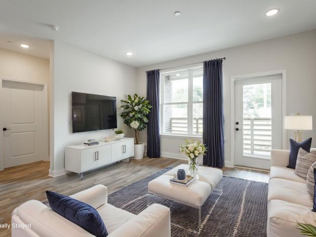2 BR, 1 BA Apartment 2318 East Main Street Unit 109, Chattanooga, TN 37404