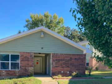 2 BR, 1 BA Apartment 231 Gene St, Buffalo, TX 75831