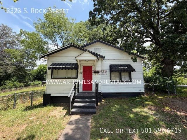 2 BR, 1 BA Apartment 2323 S. Rock Street, Little Rock, AR 72206