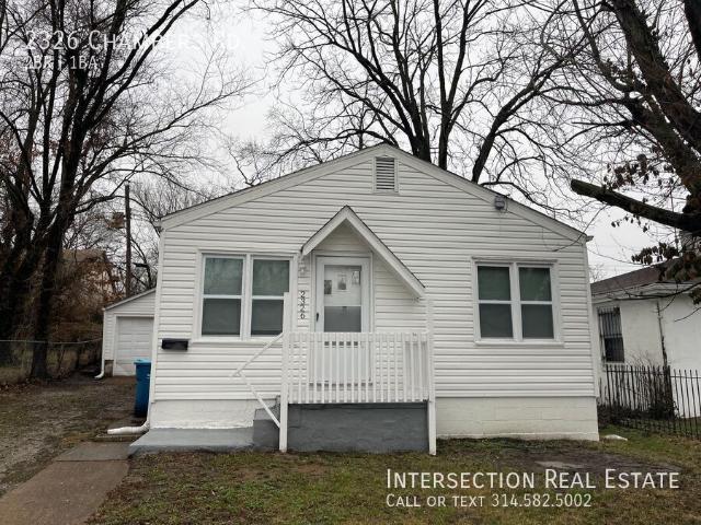 2 BR, 1 BA Apartment 2326 Chambers Rd Moline Acres, MO 63136