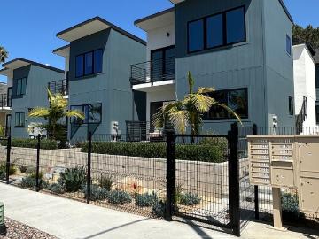 2 BR, 1 BA Apartment 2332 F Street, San Diego, CA 92102