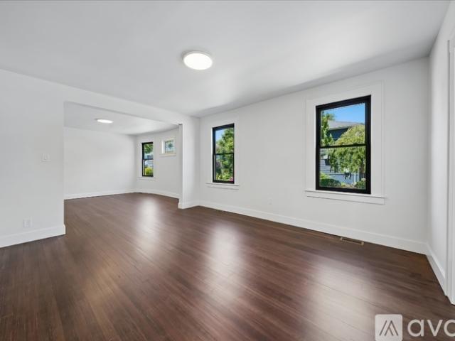 2 BR, 1 BA Apartment 235 Elmwood Avenue, Unit 3, Maplewood, NJ 07040