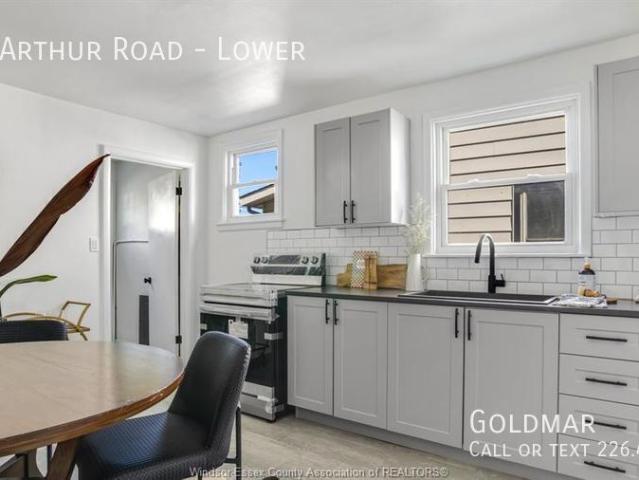 2 BR, 1 BA Apartment 2361 Arthur Road, Windsor, ON N8W 4V6