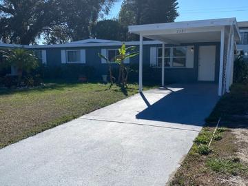2 BR, 1 BA Apartment 2381 Chaucer Street, Clearwater, FL 33765