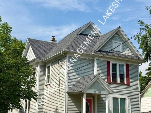 2 BR, 1 BA Apartment 238 Scott Ave, Oshkosh, WI 54901