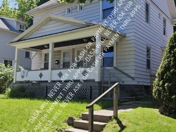 2 BR, 1 BA Apartment 23 Sylvester St, Rochester, NY 14621