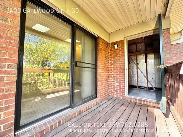2 BR, 1 BA Apartment 3401 Gatewood Ct Lexington, KY 40517
