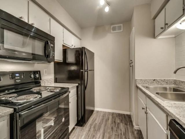 2 BR, 1 BA Apartment 3401 Joyce Lane Unit G 1008, Denton, TX 76207