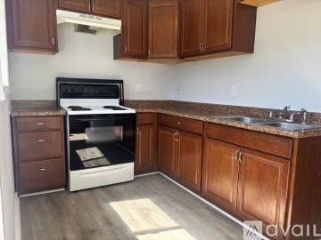 2 BR, 1 BA Apartment 3405 Northlake Way NW, Unit 3, Bremerton, WA 98312