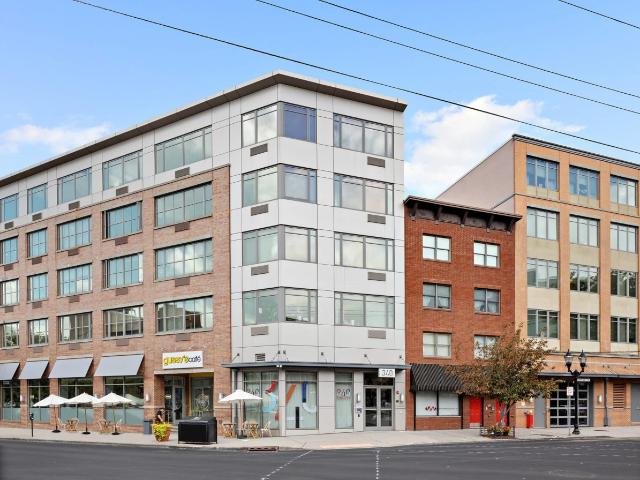2 BR, 1 BA Apartment 340 3rd Street Unit 210, Jersey City, NJ 07302