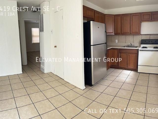 2 BR, 1 BA Apartment 3419 Crest Ave SE, Albuquerque, NM 87106