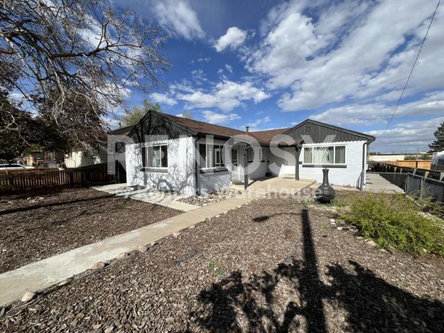 2 BR, 1 BA Apartment 342 S Alcott St, Denver, CO 80219