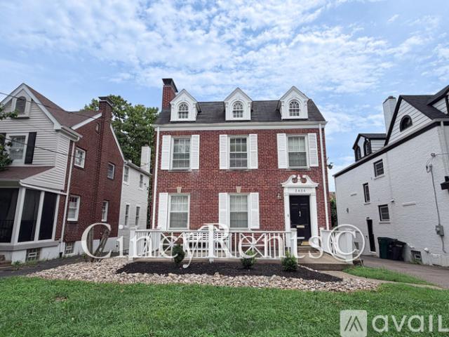 2 BR, 1 BA Apartment 3434 Ault View Ave, Unit 2, Cincinnati, OH 45208