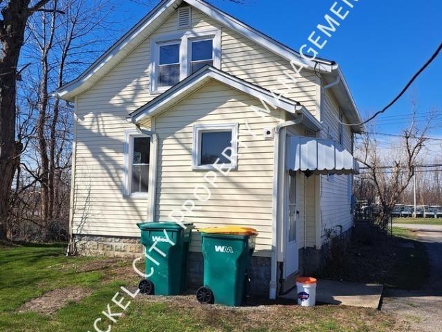 2 BR, 1 BA Apartment 3449 Big Tree Rd, Hamburg, NY 14075