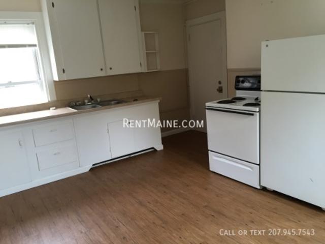 2 BR, 1 BA Apartment 345 Hancock St. Apt. 2, Bangor, ME 04401