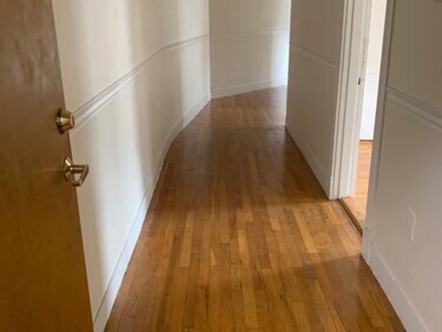 2 BR, 1 BA Apartment 352 Riverway, Unit 16, Boston, MA 02115