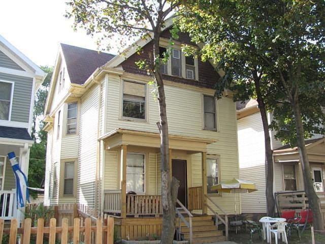 2 BR, 1 BA Apartment 3533 North 1st Street, Milwaukee, WI 53212