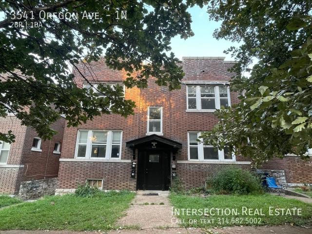 2 BR, 1 BA Apartment 3541 Oregon Ave St. Louis, MO 63118