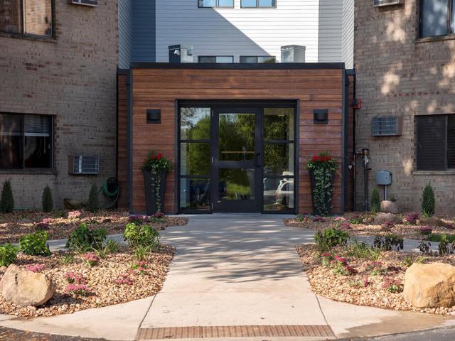 2 BR, 1 BA Apartment 3575 Lexington Avenue South Unit 321, Saint Paul, MN 55123