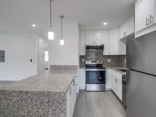 2 BR, 1 BA Apartment 3603 King Street, La Mesa, CA 91941