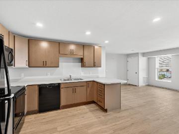 2 BR, 1 BA Apartment 3605 East 44th Street Unit 125, Minneapolis, MN 55406