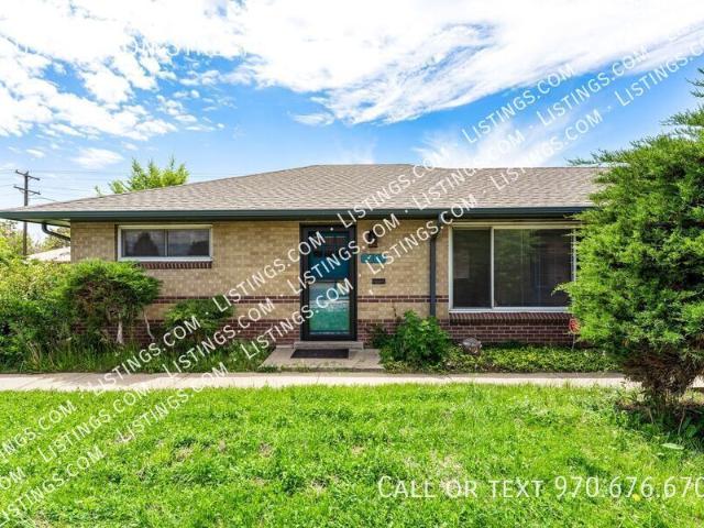 2 BR, 1 BA Apartment 3609 Hudson Street, Denver, CO 80207