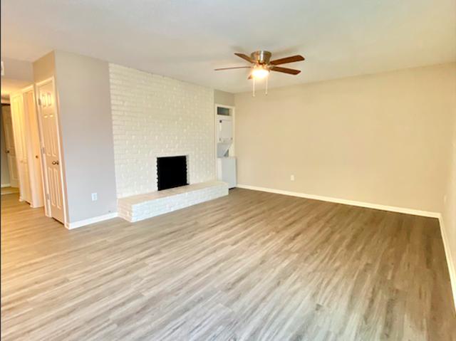 2 BR, 1 BA Apartment 3633 Walnut St Kansas City, MO 64111