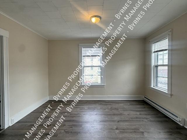 2 BR, 1 BA Apartment 364 Hamilton St, Southbridge, MA 01550