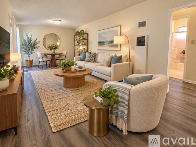 2 BR, 1 BA Apartment 365 W Doran St, Unit 223, Glendale, CA 91203