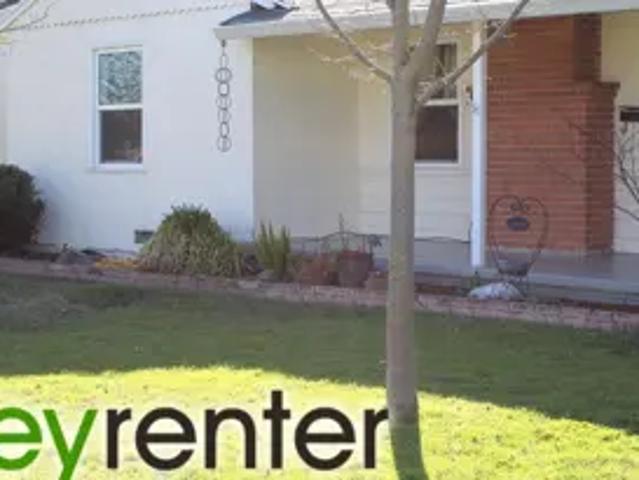 2 BR, 1 BA Apartment 3668 57th St, Sacramento, CA 95820