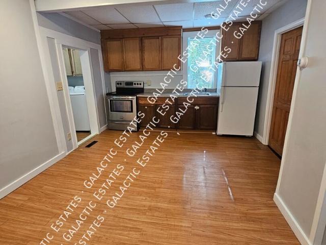 2 BR, 1 BA Apartment 36 South St, Somersworth, NH 03878