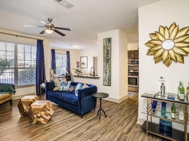 2 BR, 1 BA Apartment 3700 N Edwards St Unit 00118, Midland, TX 79705