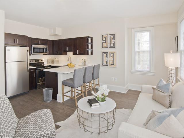 2 BR, 1 BA Apartment 3701 Massachusetts Ave NW Unit 109A, Washington, DC 20016