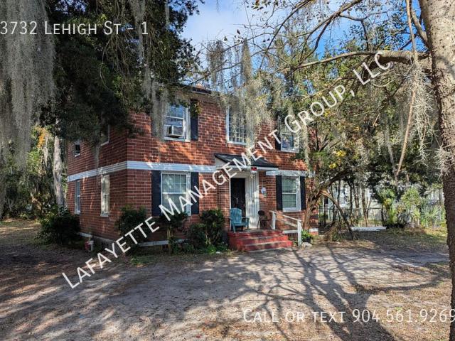2 BR, 1 BA Apartment 3732 Lehigh St, Jacksonville, FL 32206