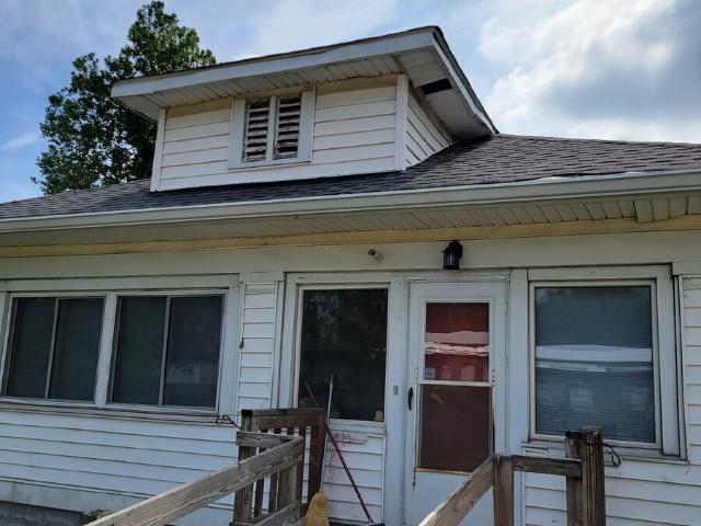 2 BR, 1 BA Apartment 37 South Lynhurst Drive, Indianapolis, IN 46241
