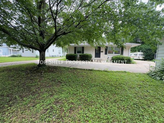 2 BR, 1 BA Apartment 3812 SW 12th st, Des Moines, IA 50315