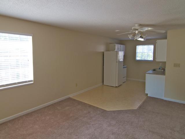 2 BR, 1 BA Apartment 3827 6th Ave S Unit Apt.105, Birmingham, AL 35222