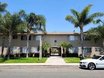 2 BR, 1 BA Apartment 382 Zenith Street Unit 02, Chula Vista, CA 91911