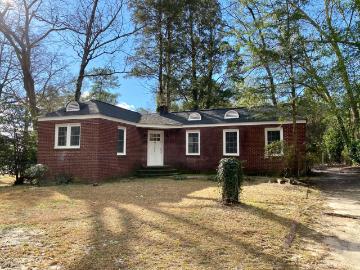 2 BR, 1 BA Apartment 3848 Wilmot Avenue, Columbia, SC 29205