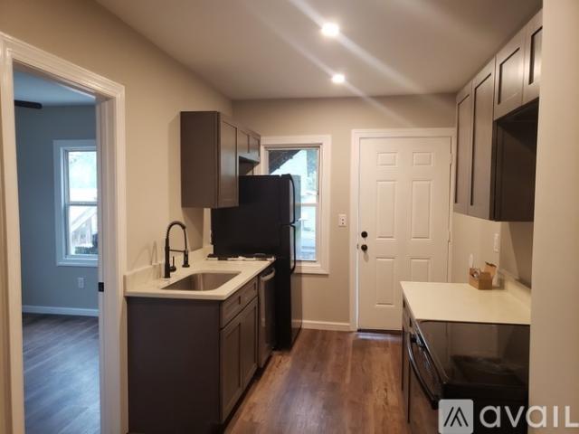 2 BR, 1 BA Apartment 385 Church Street North, Unit Unit 1, Concord, NC 28025