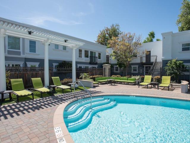 2 BR, 1 BA Apartment 38800 Hastings St Unit 067, Fremont, CA 94536