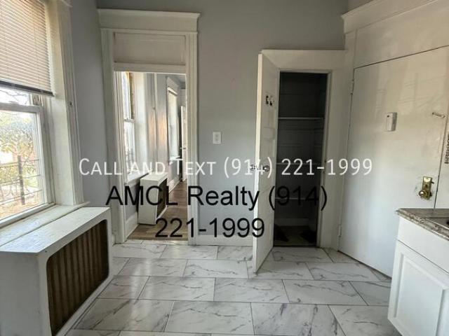 2 BR, 1 BA Apartment 38 Park Hill Ave, Unit #3, Yonkers, NY 10701, Yonkers, NY 10701