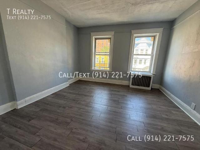2 BR, 1 BA Apartment 38 Park Hill Ave, Yonkers, NY 10701